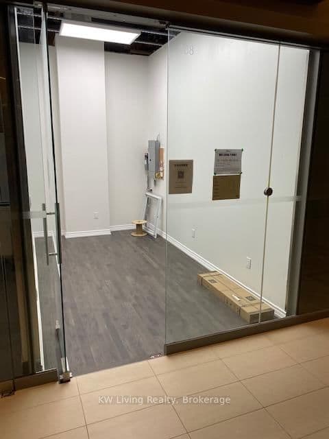 1B8 - 9390 Woodbine Avenue, Markham, ON — photo 2