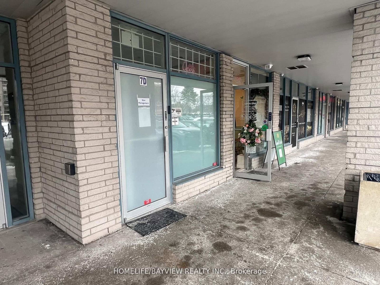 7D - 7398 Yonge Street, Vaughan, ON — photo 2