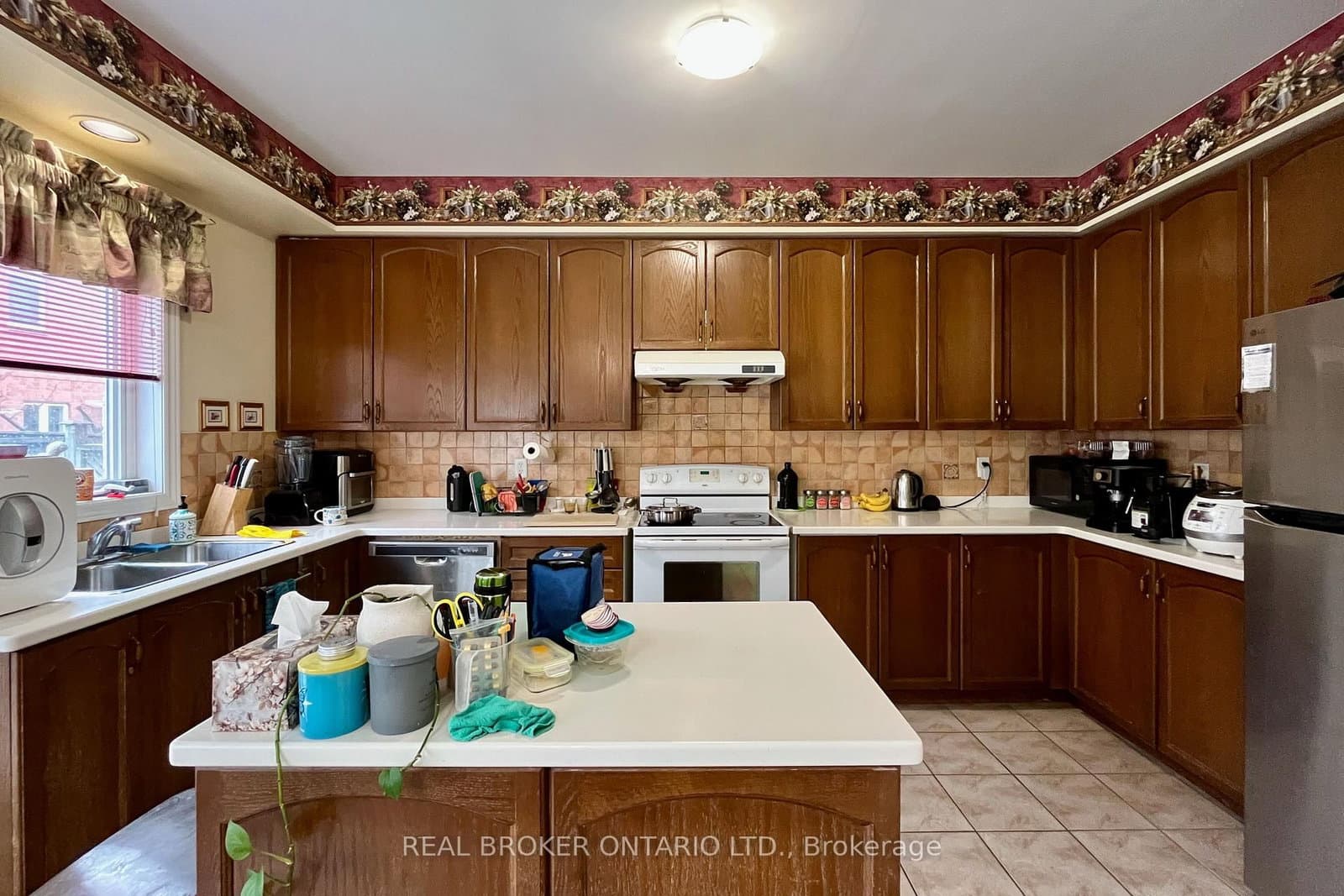 59 Palisade Crescent, Richmond Hill, ON — photo 2