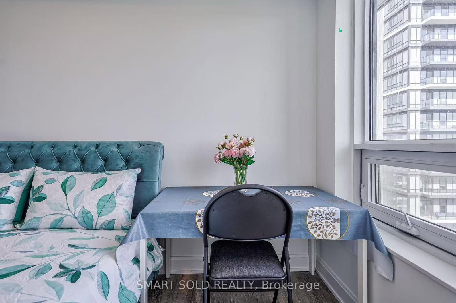 2701 - 8 Water Walk Drive, Markham, ON — photo 2