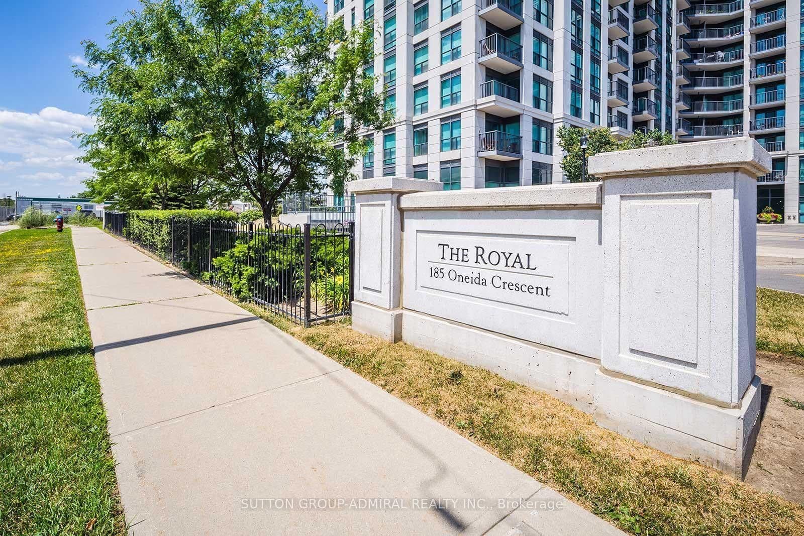 Lph2 - 185 Oneida Crescent, Richmond Hill, ON — photo 2