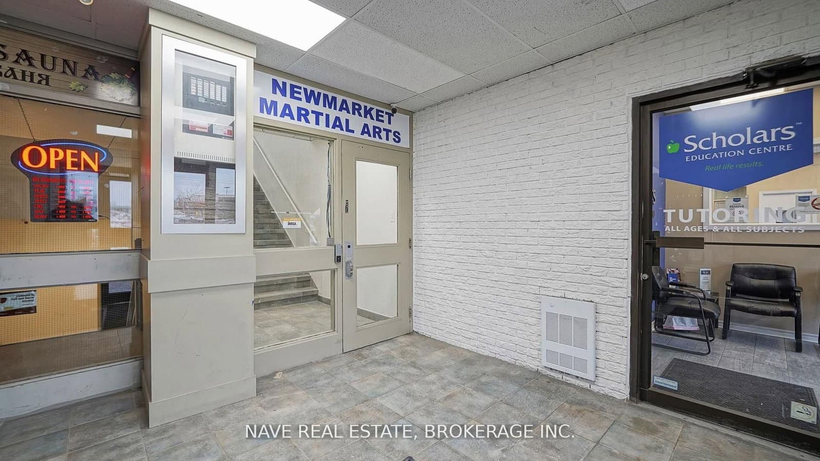 Unit E - 77-83 Davis Drive, Newmarket, ON