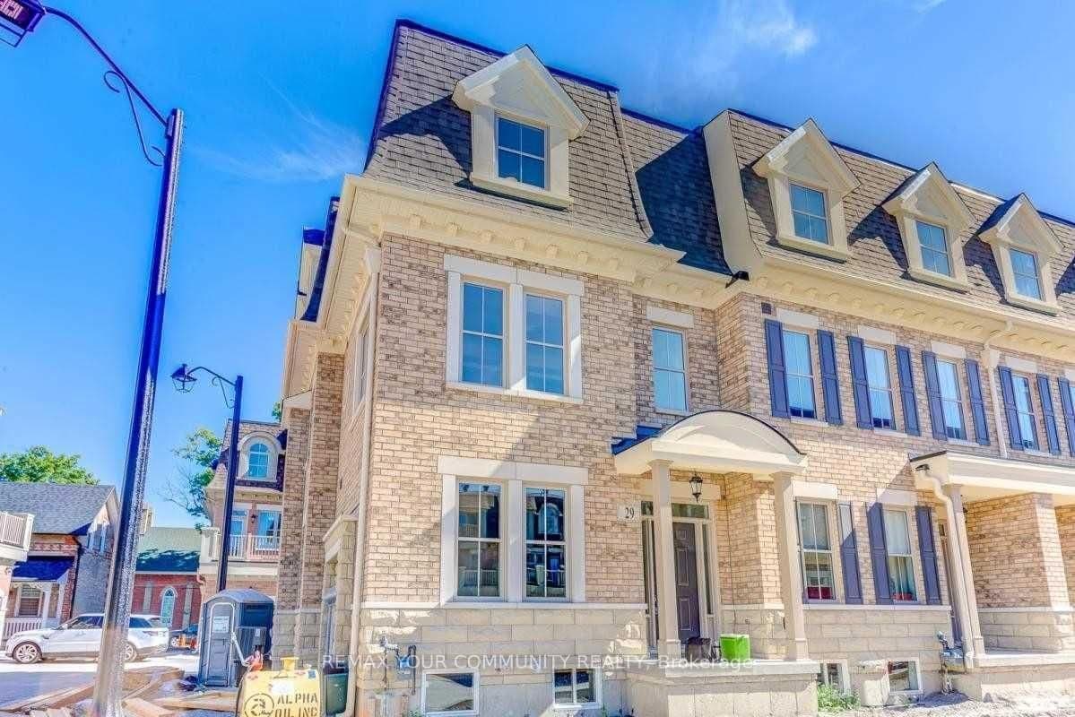 29 Amherst Circle, Vaughan, ON