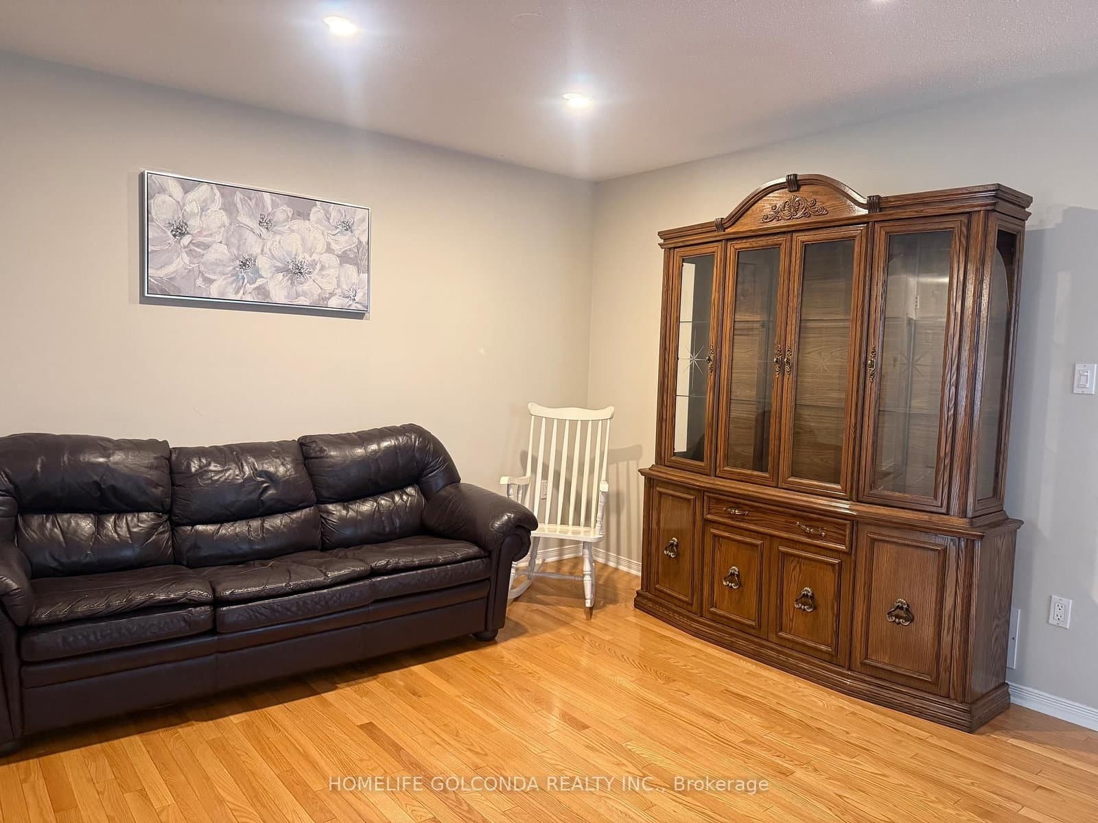 74 Rideau Drive, Richmond Hill, ON — photo 2