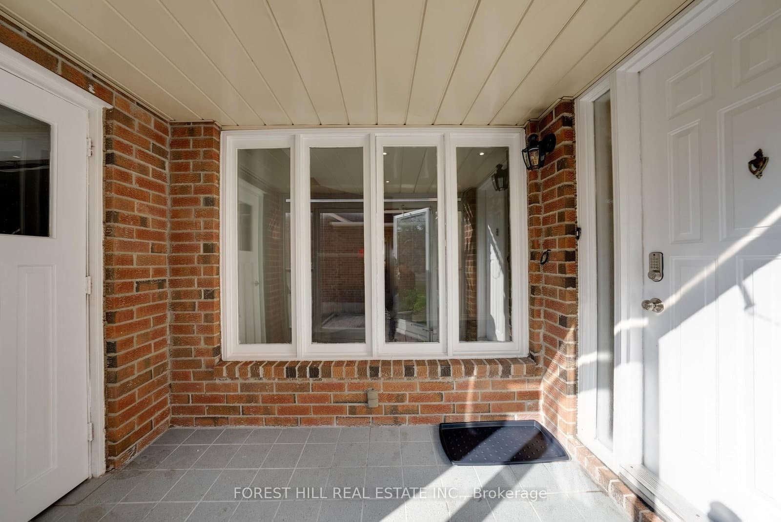 300 Conley Street, Vaughan, ON — photo 3