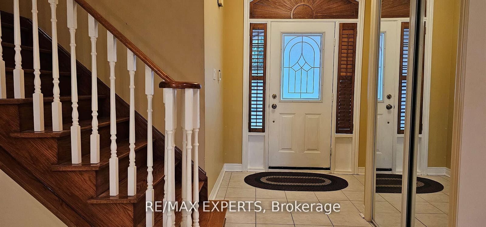 221 Matthew Drive, Vaughan, ON — photo 3