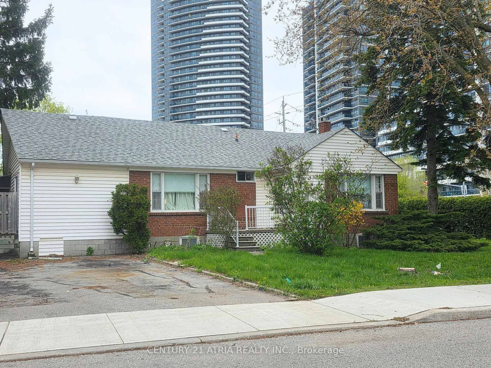 32 Meadowview Avenue, Markham, ON