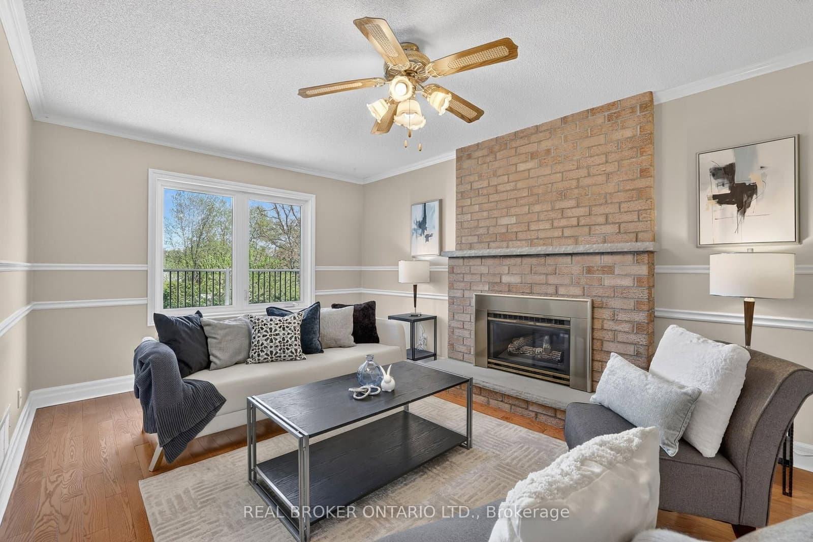 208 Stegman Road, East Gwillimbury, ON — photo 2