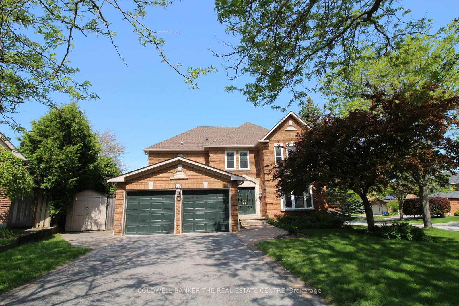 37 Falling Brook Drive, Barrie, ON