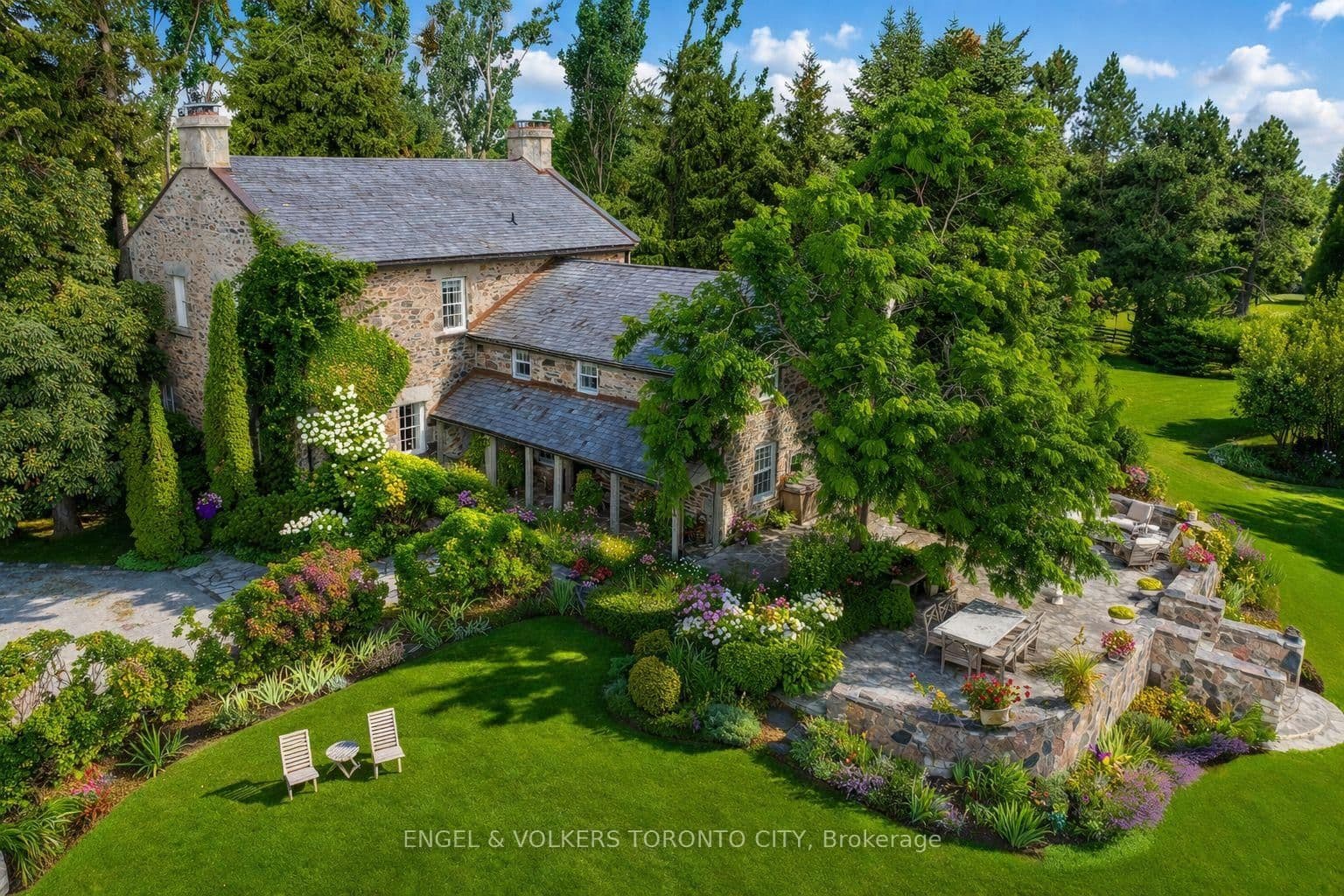 2353 County Road 124, Clearview, ON