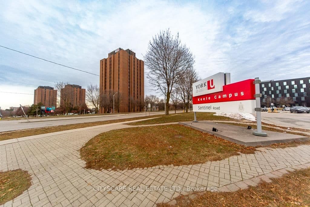 377 Assiniboine Road, Toronto, ON