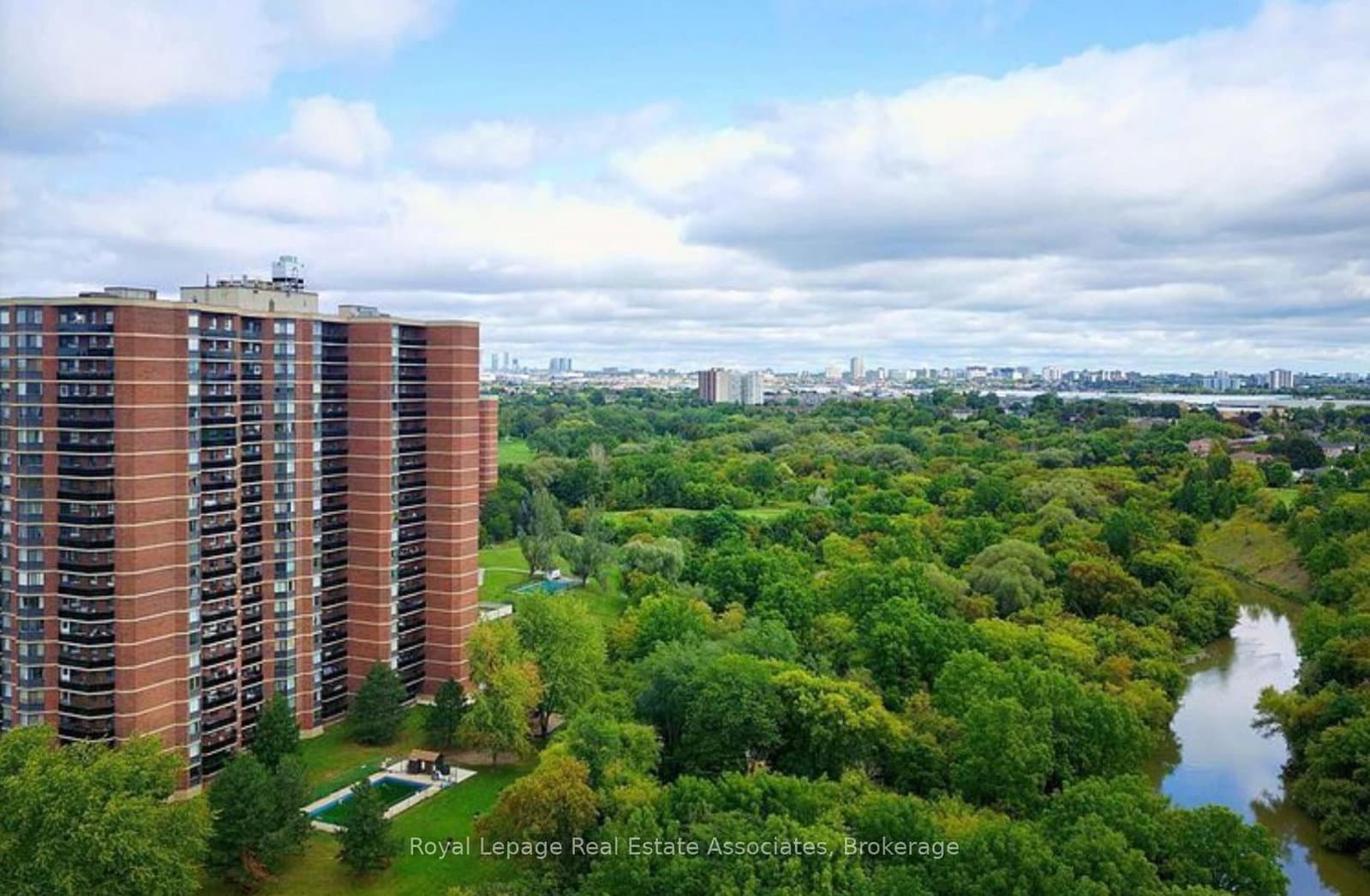 1907 - 234 Albion Road, Toronto, ON — photo 3