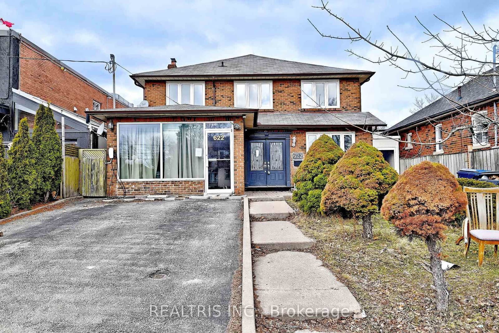 622 The Queensway, Toronto, ON