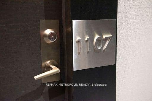 1107 - 33 Shore Breeze Drive, Toronto, ON — photo 2
