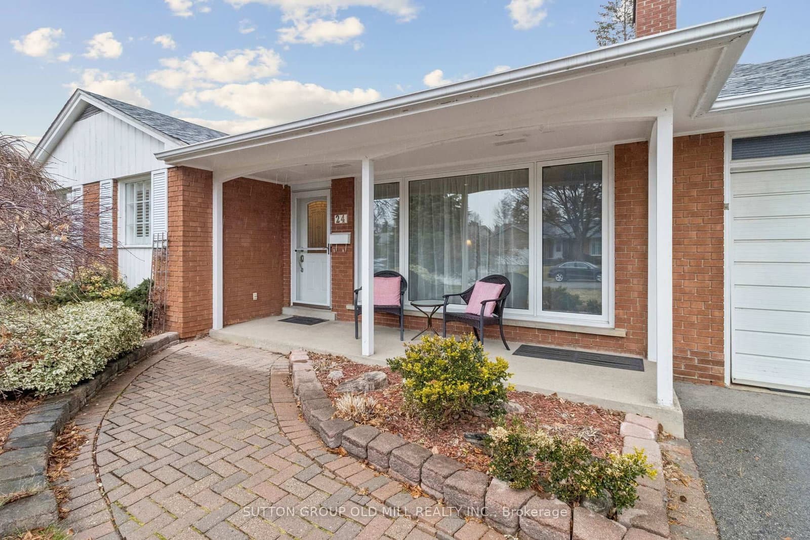 24 Tettenhall Road, Toronto, ON — photo 2