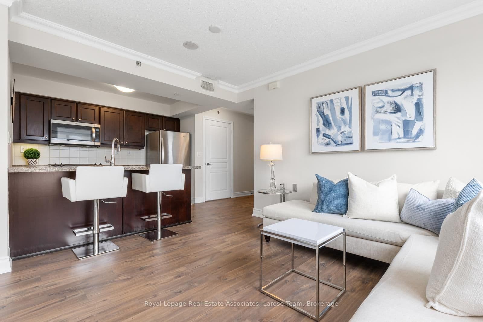 1108 - 3 Marine Parade Drive, Toronto, ON — photo 2