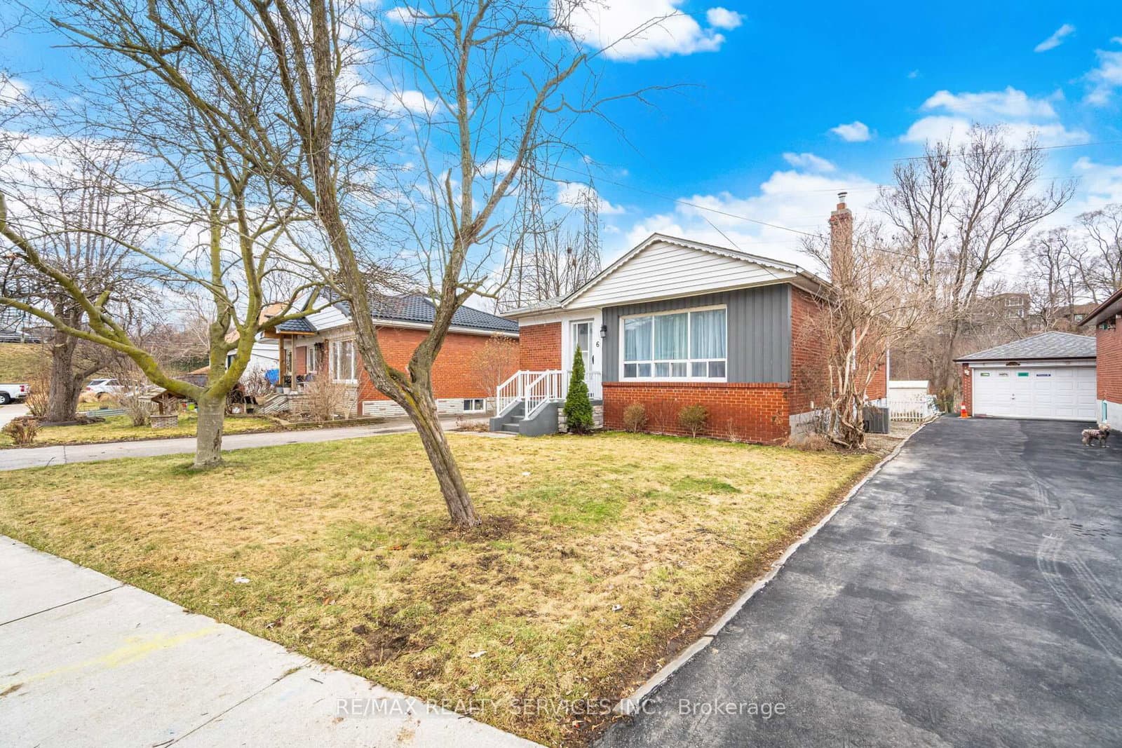 6 Bonnyview Drive, Toronto, ON — photo 3