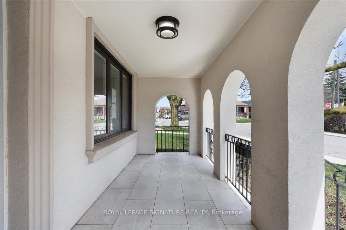 90A Bicknell Avenue, Toronto, ON — photo 2
