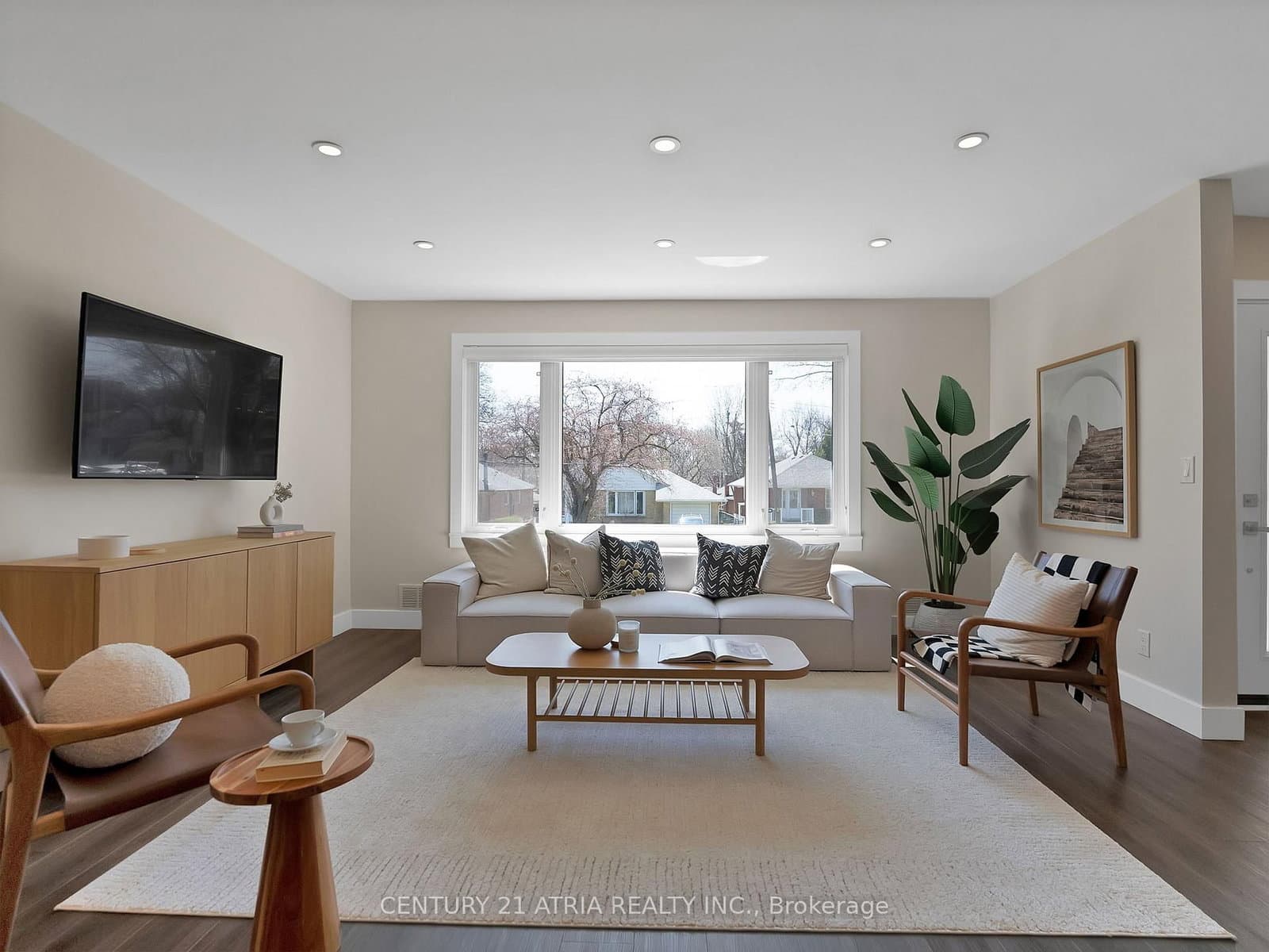 10 Dunrobin Drive, Toronto, ON — photo 3