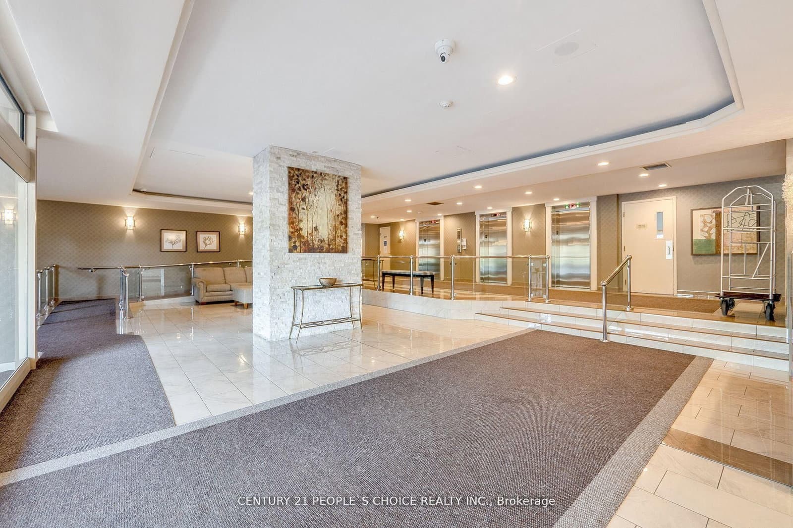 1601 - 61 Markbrook Lane, Toronto, ON — photo 2