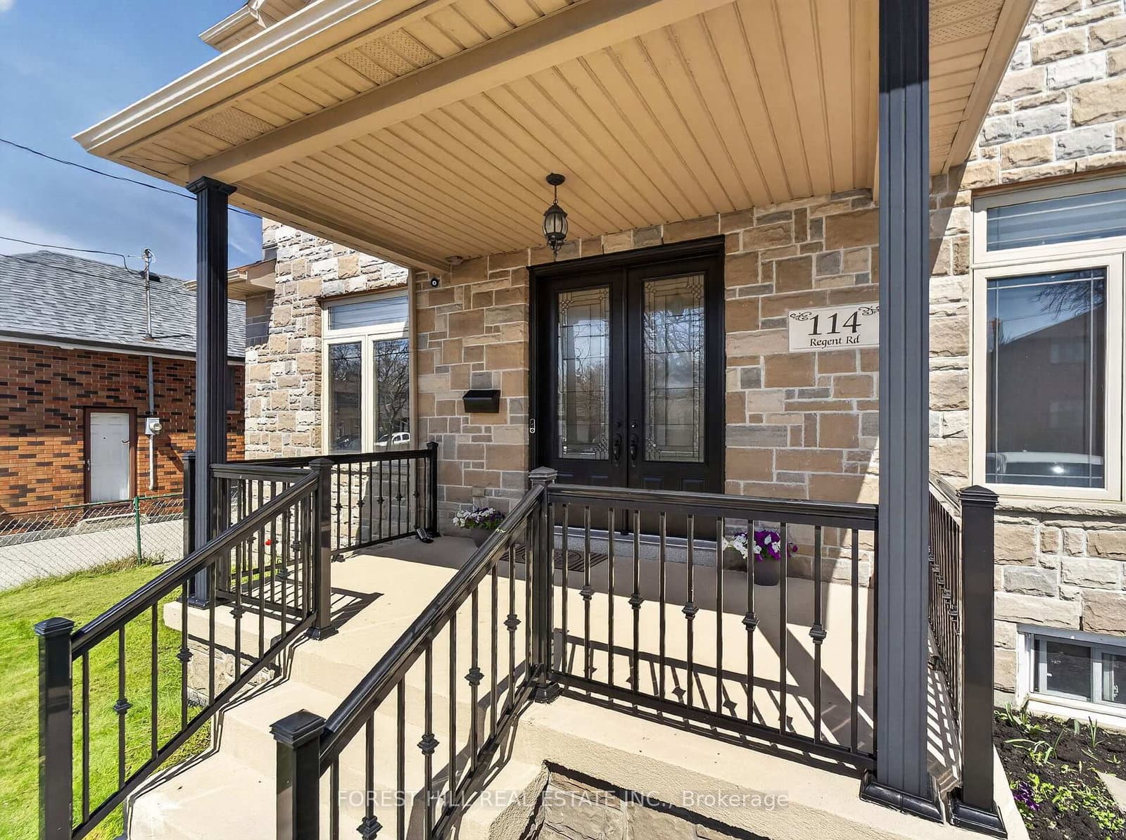 114 Regent Road, Toronto, ON — photo 2