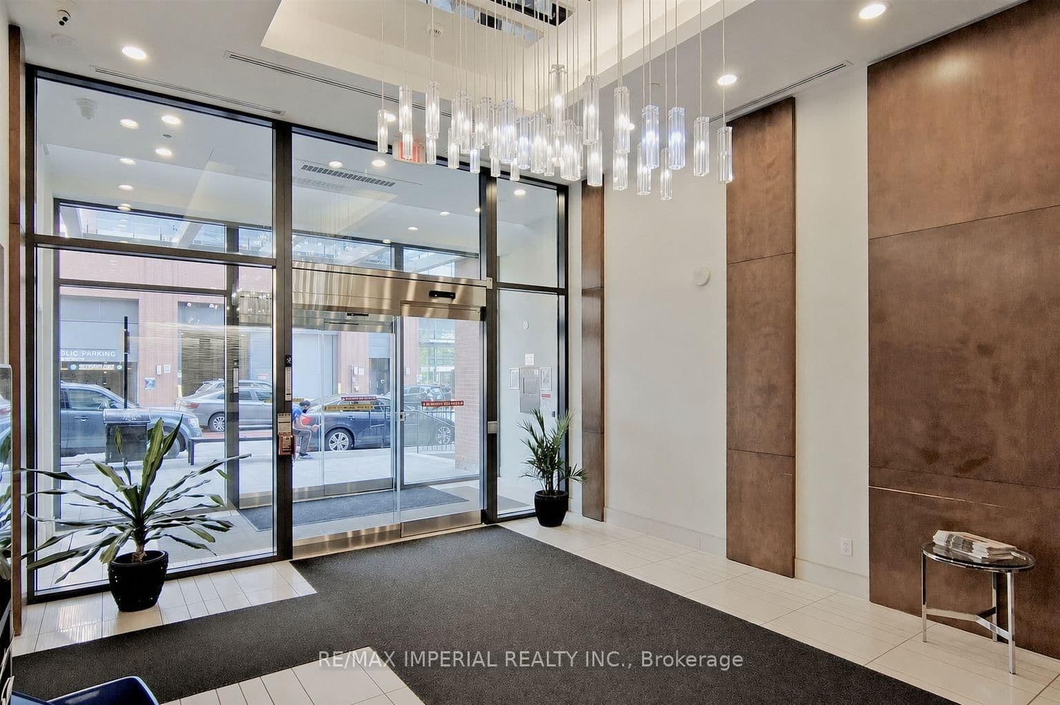 1201 - 2212 Lake Shore Boulevard, Toronto, ON — photo 2