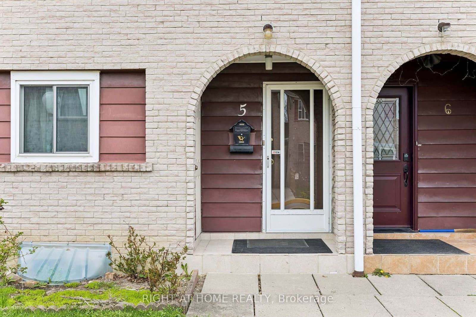 5 - 2002 Martin Grove Road, Toronto, ON — photo 2