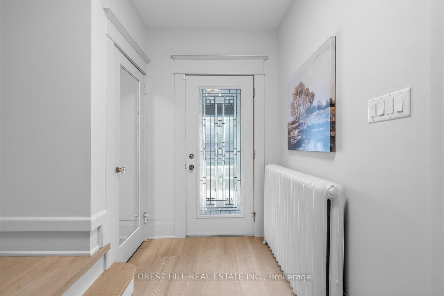 35 Westmount Avenue, Toronto, ON — photo 3