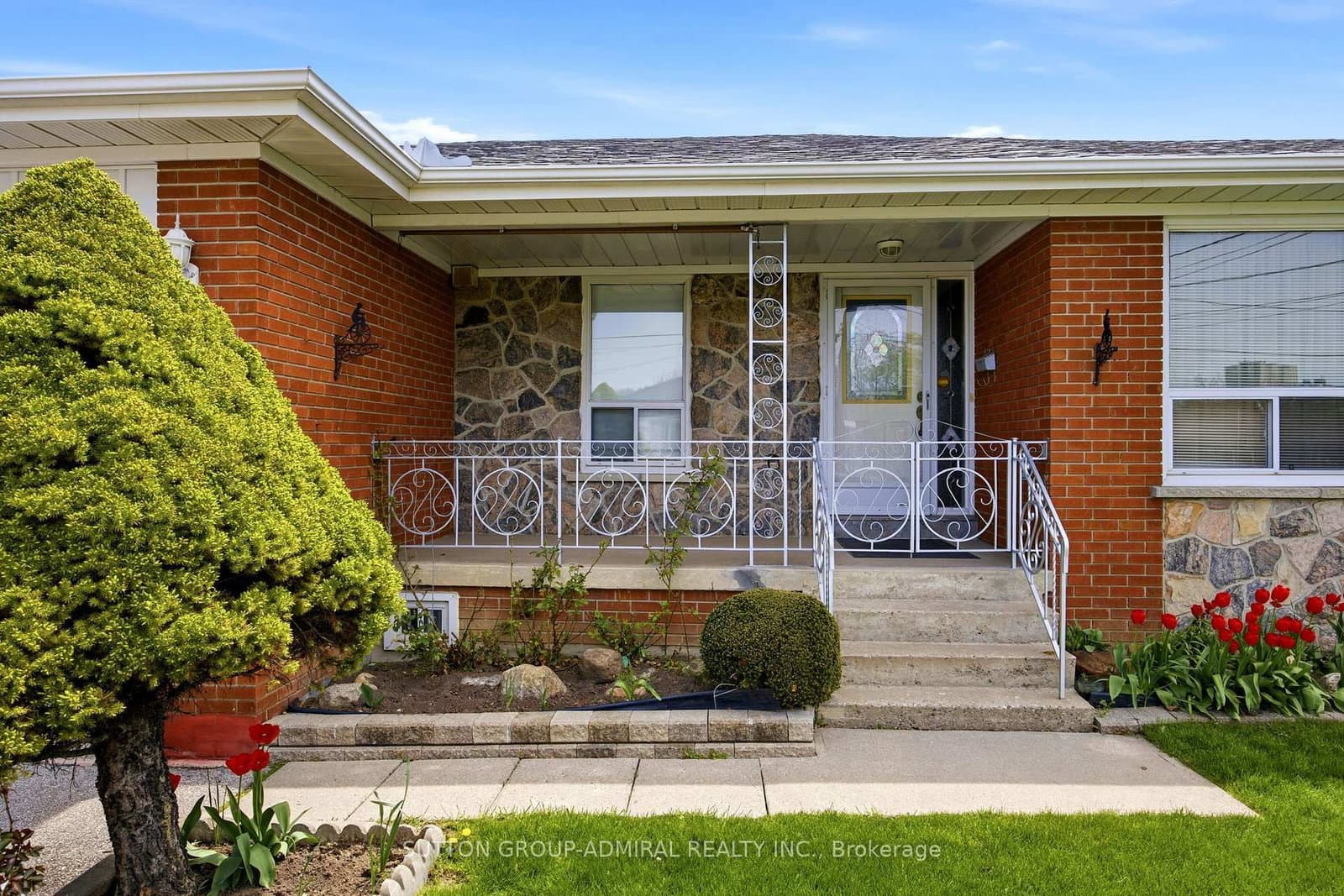 234 Derrydown Drive, Toronto, ON — photo 2