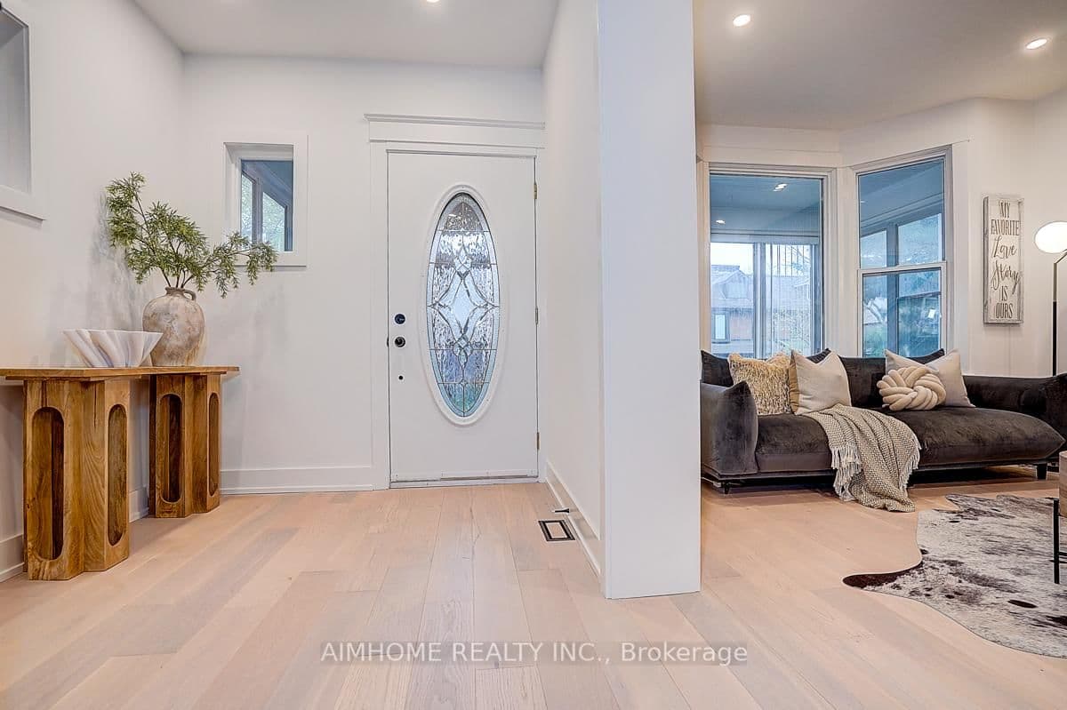 107 Glendale Avenue, Toronto, ON — photo 3