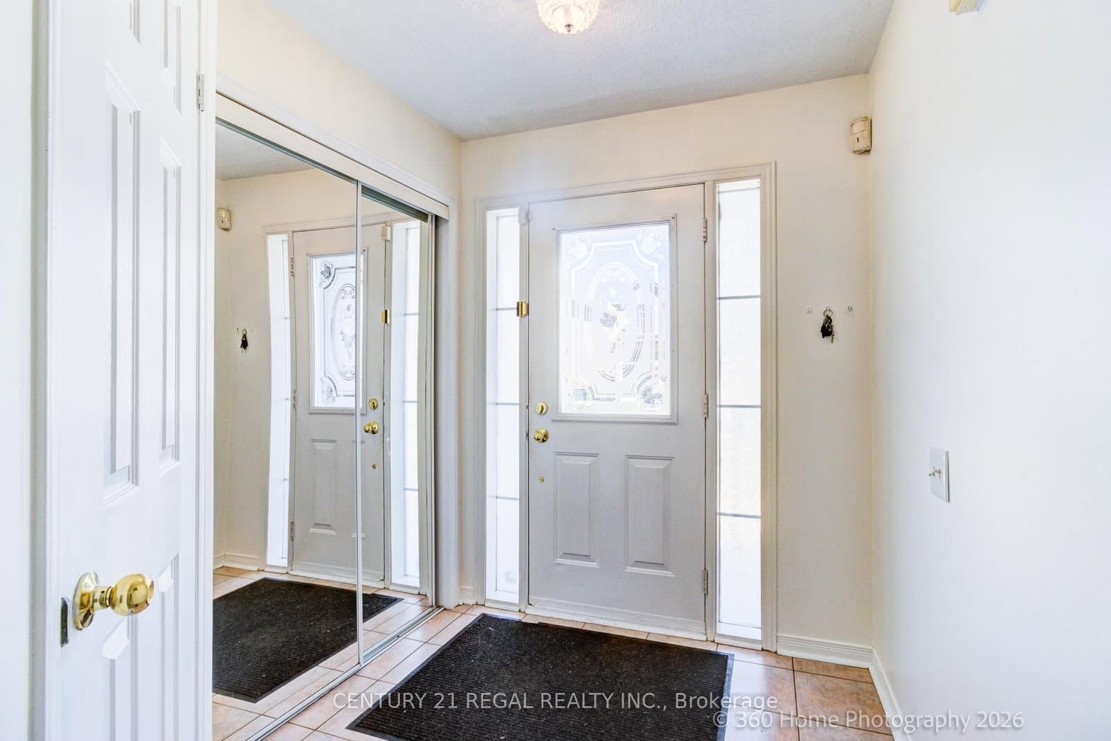 42G View Green Crescent, Toronto, ON — photo 3