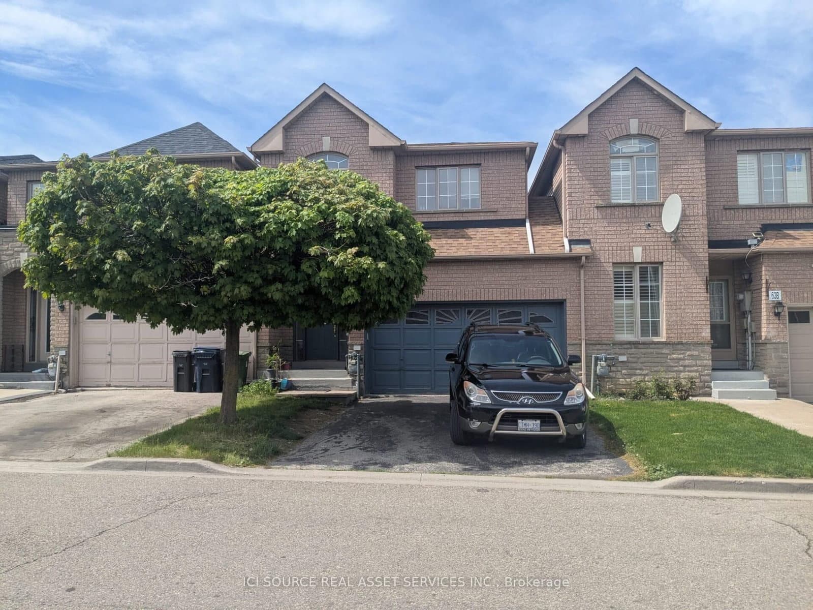 63C View Green Crescent, Toronto, ON