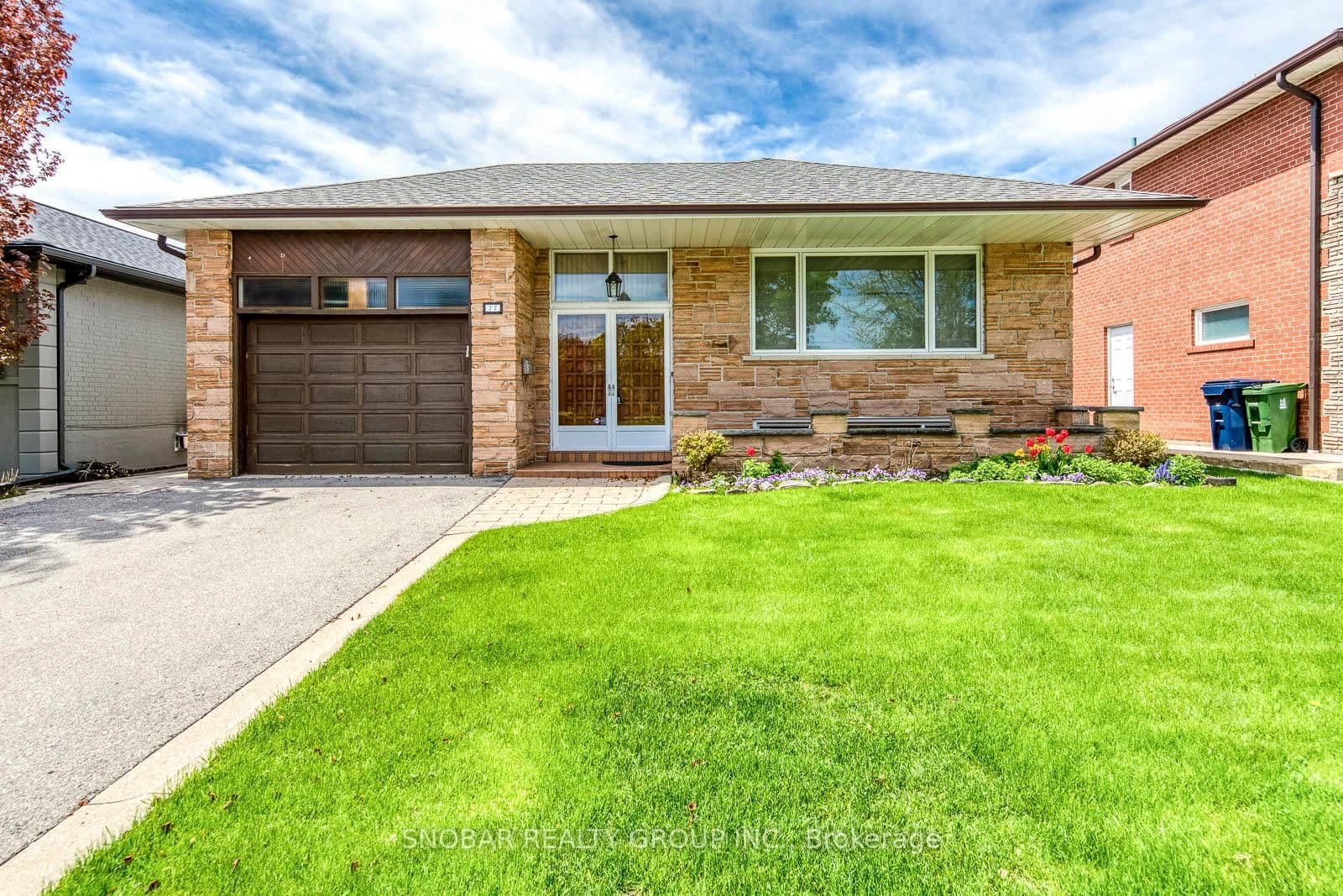22 Norgrove Crescent, Toronto, ON