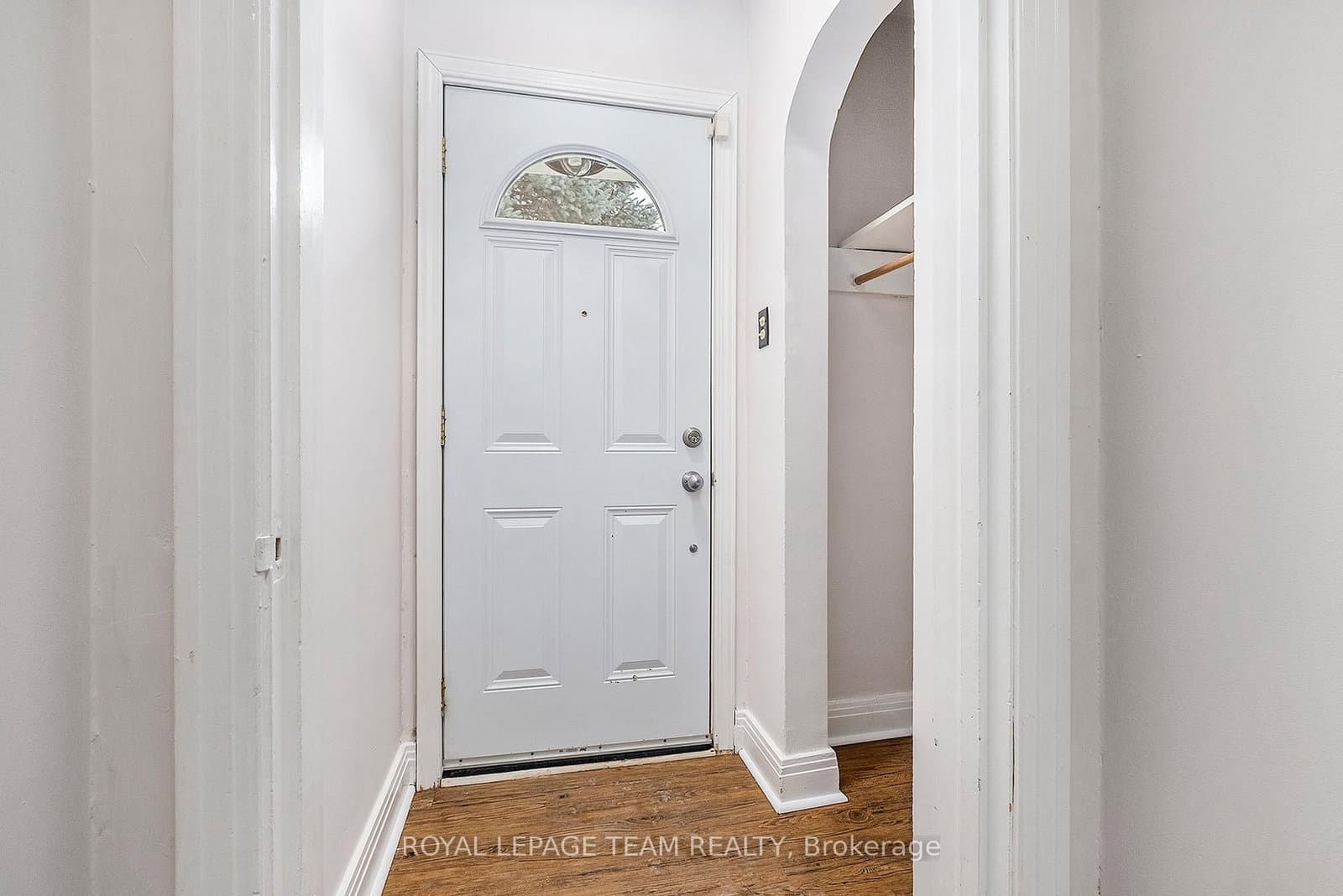 1558 Alta Vista Drive, Ottawa, ON — photo 3