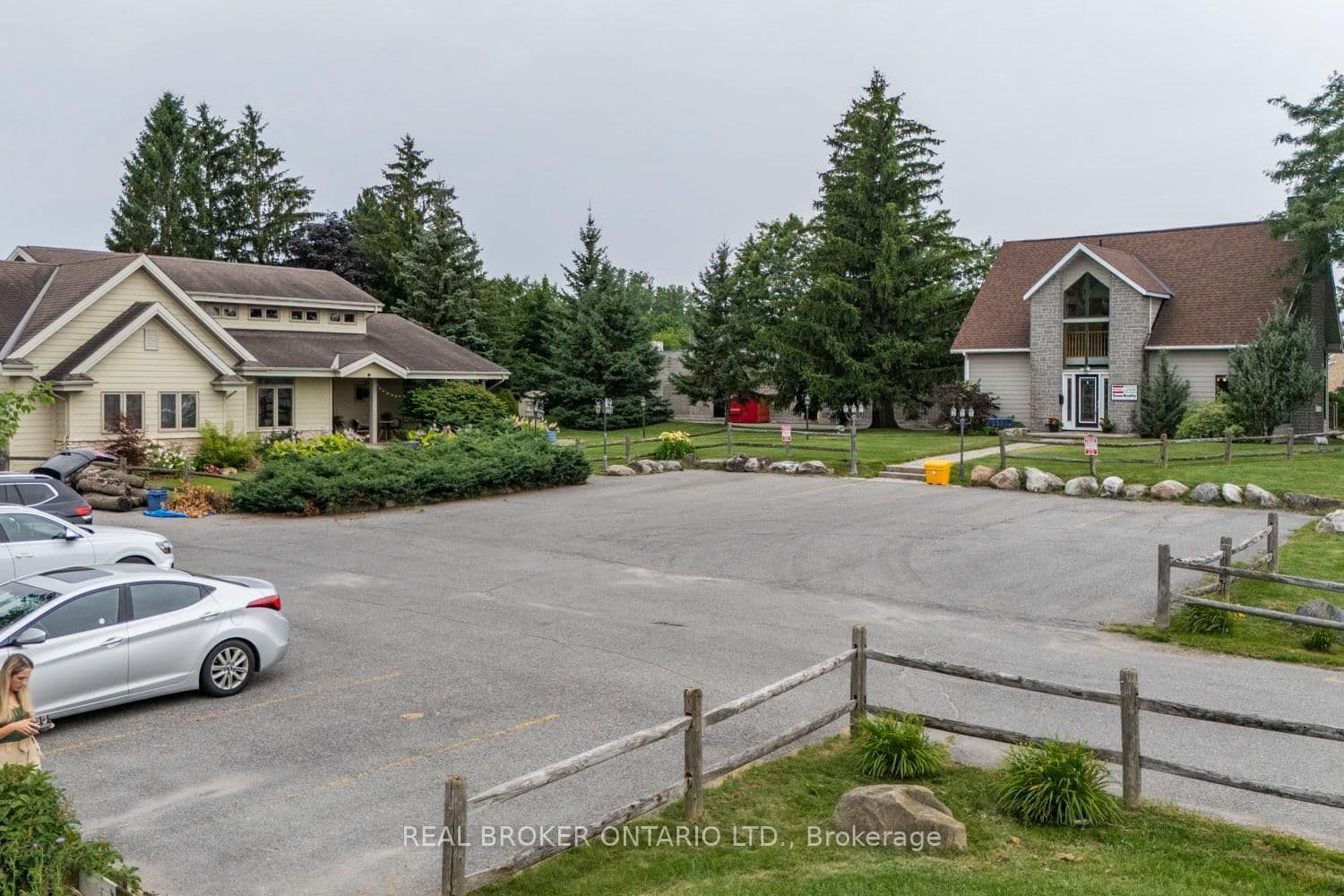 2188 Robertson Road, Ottawa, ON