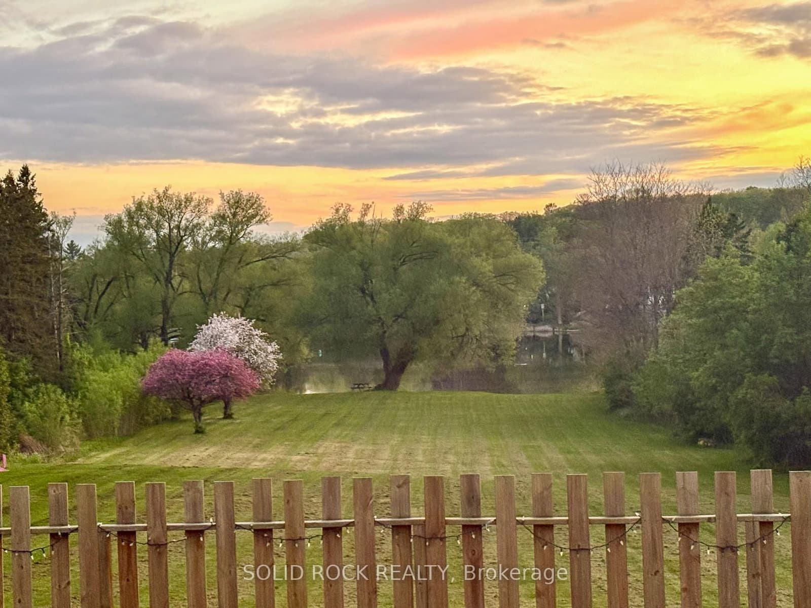 724 River Road, Ottawa, ON — photo 2