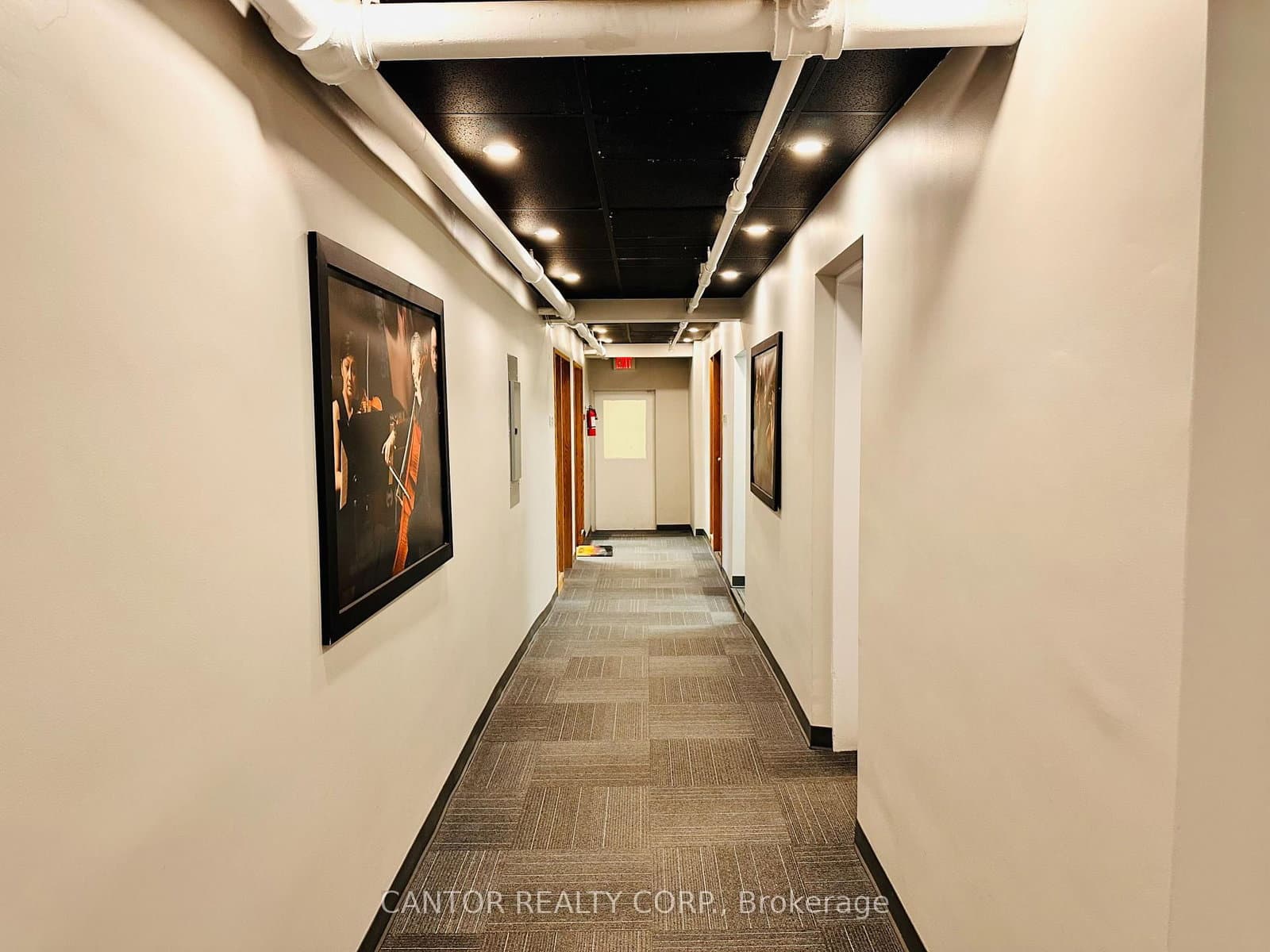 203 - 410 Bank Street, Ottawa, ON — photo 2