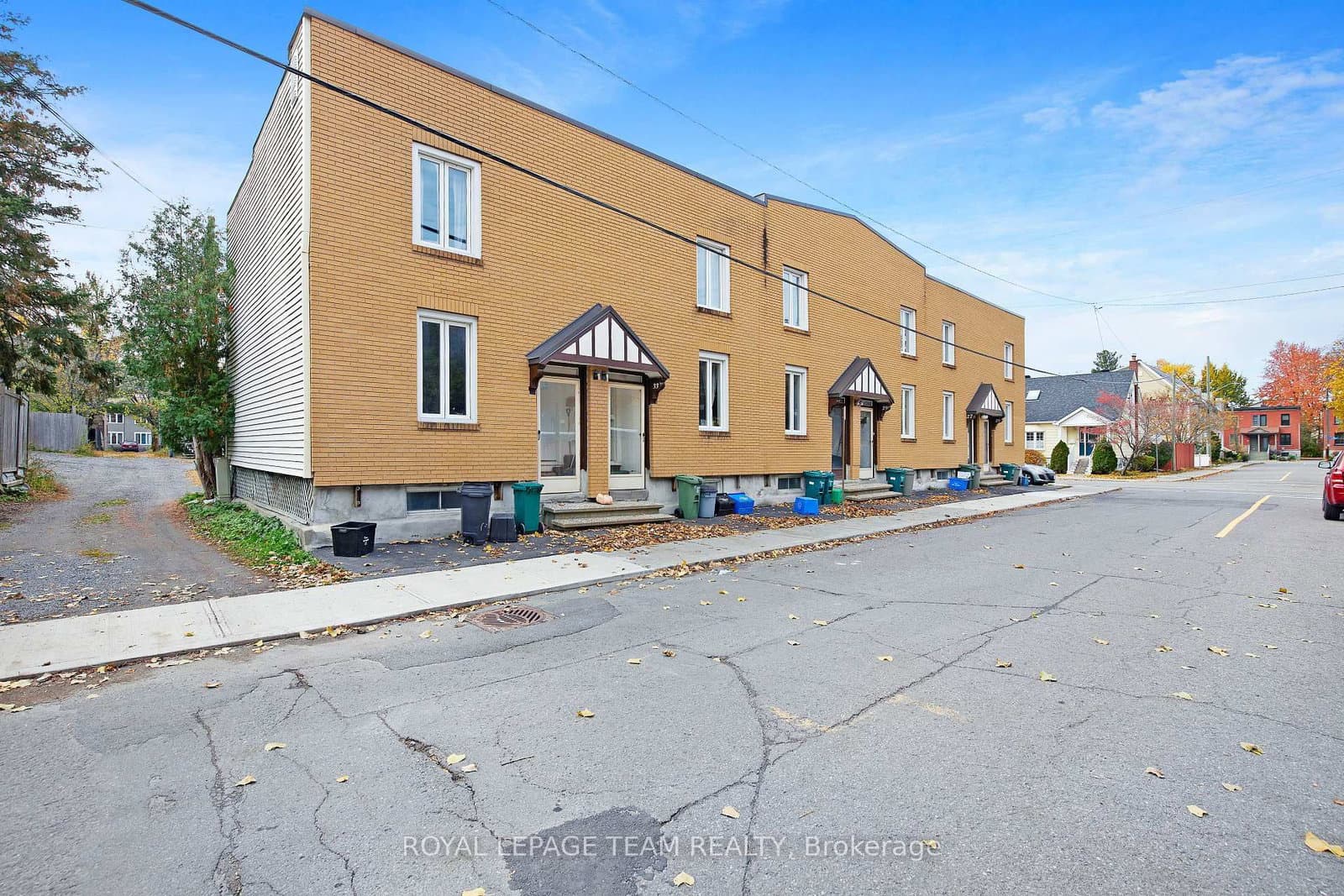 25-35 BERTRAND Street, Ottawa, ON — photo 1