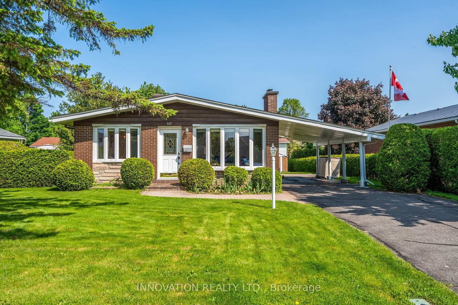 40 Hadley Circle, Nepean, ON