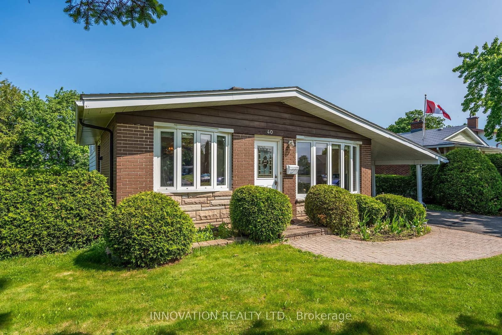 40 Hadley Circle, Nepean, ON — photo 2
