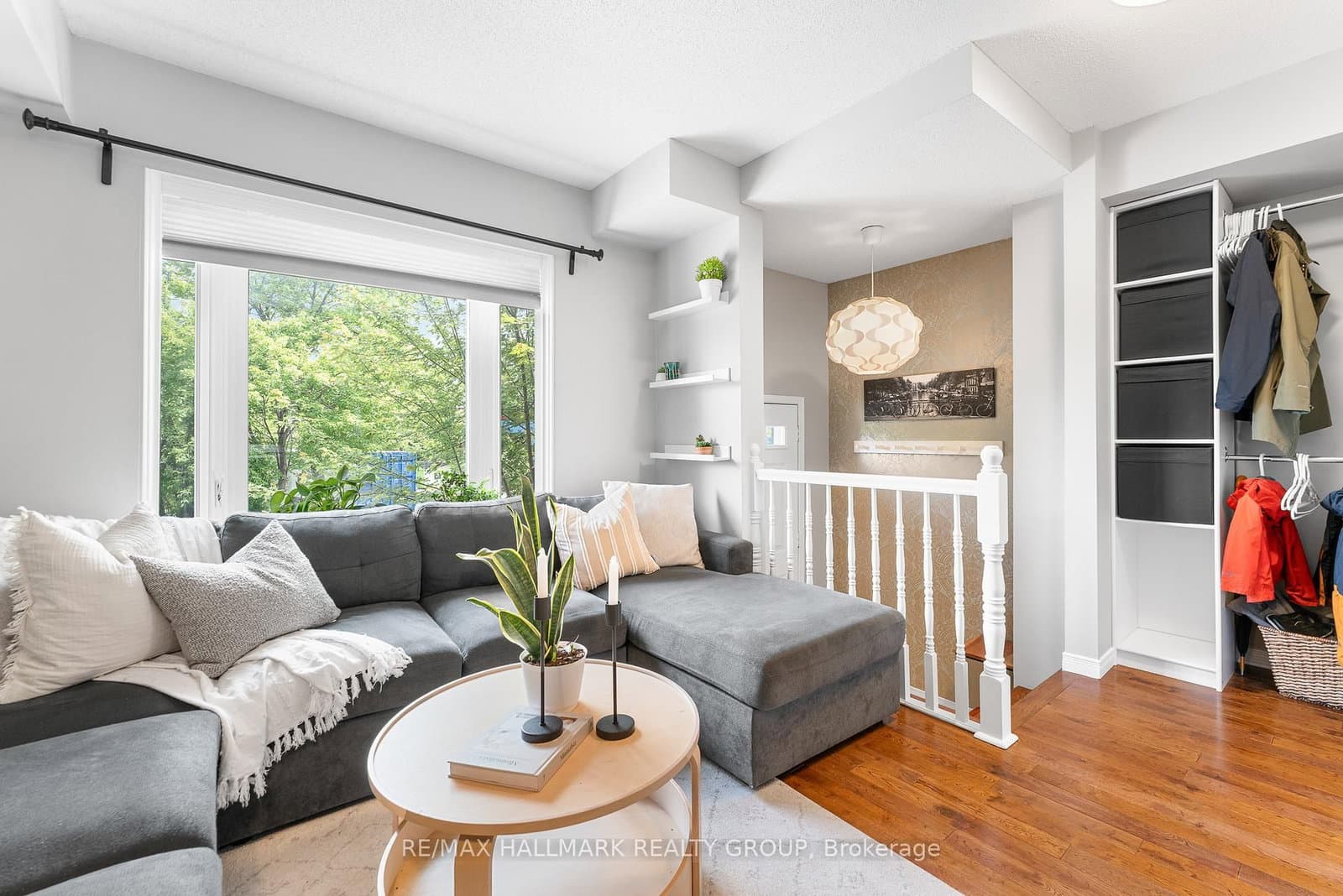 42 Hintonburg Place, Ottawa, ON — photo 3