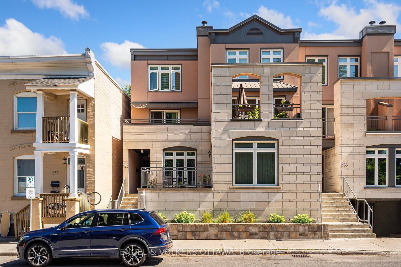 B - 183 Cumberland Street, Ottawa, ON