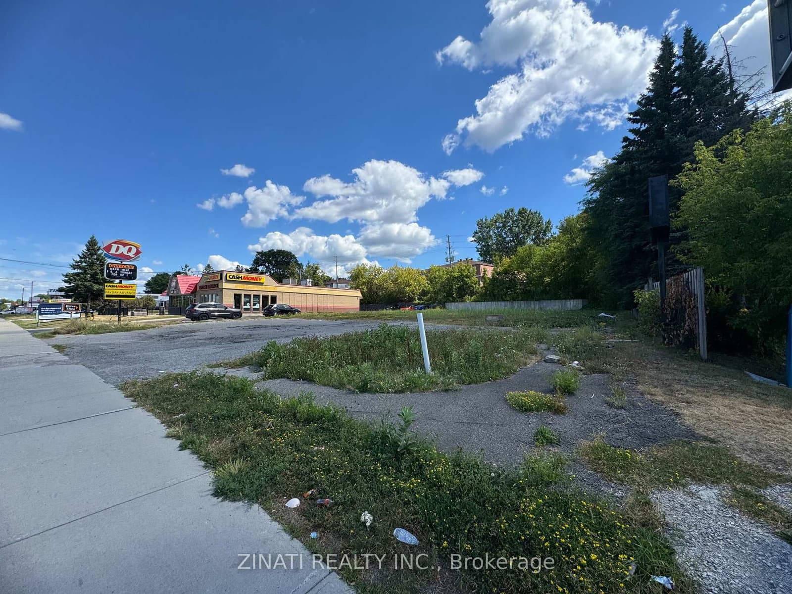 1994 St. Joseph Boulevard, Ottawa, ON — photo 2