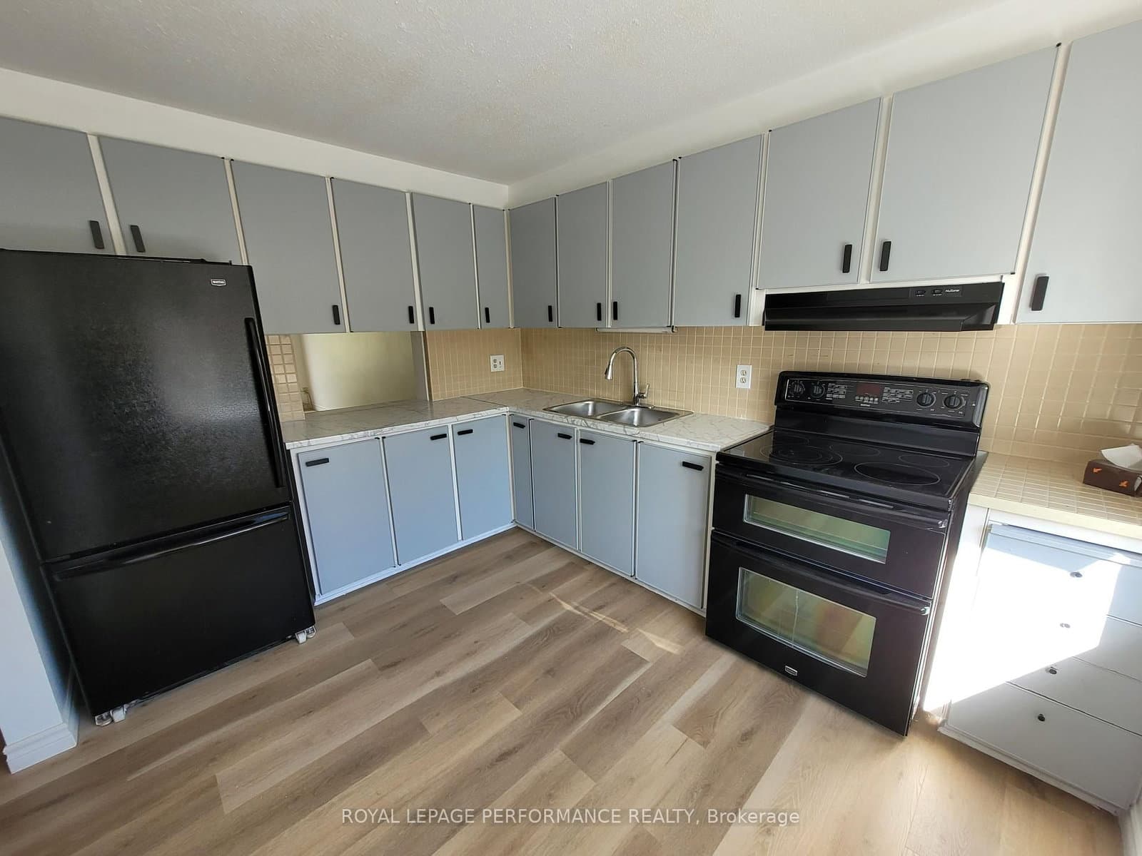 903J Elmsmere Road, Ottawa, ON — photo 3