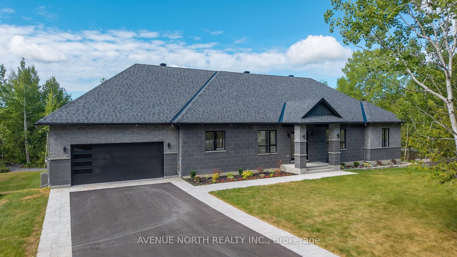 135 Cherryhill Drive, Carp, ON