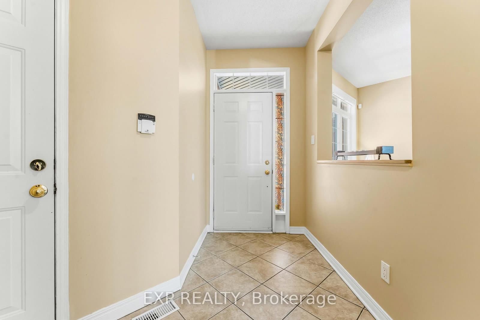118 Finn Court, Ottawa, ON — photo 2