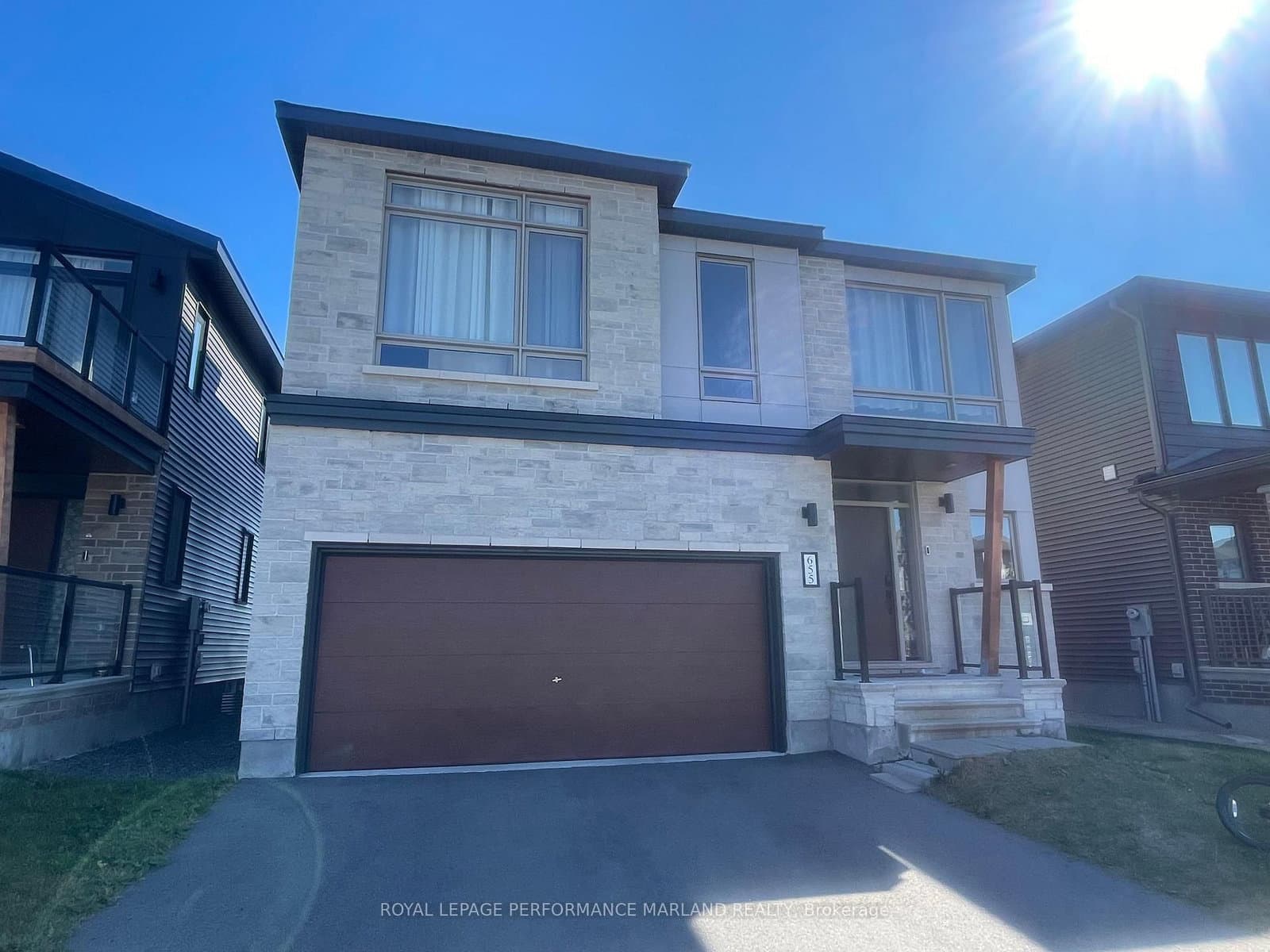 655 Fenwick Way, Ottawa, ON