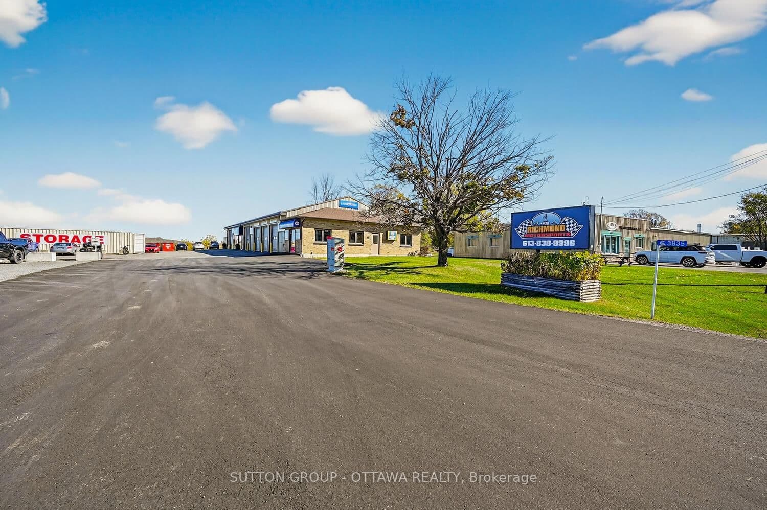 3835 McBean Street, Richmond, ON