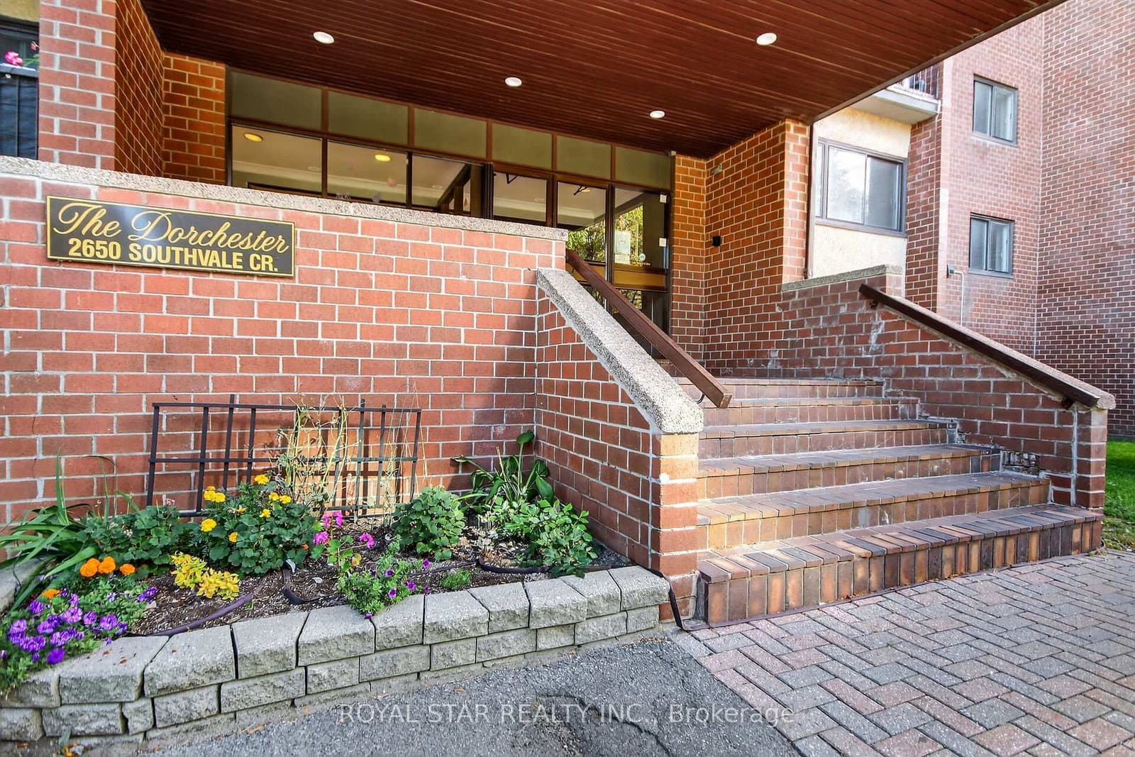 414 - 2650 Southvale Crescent, Ottawa, ON — photo 2