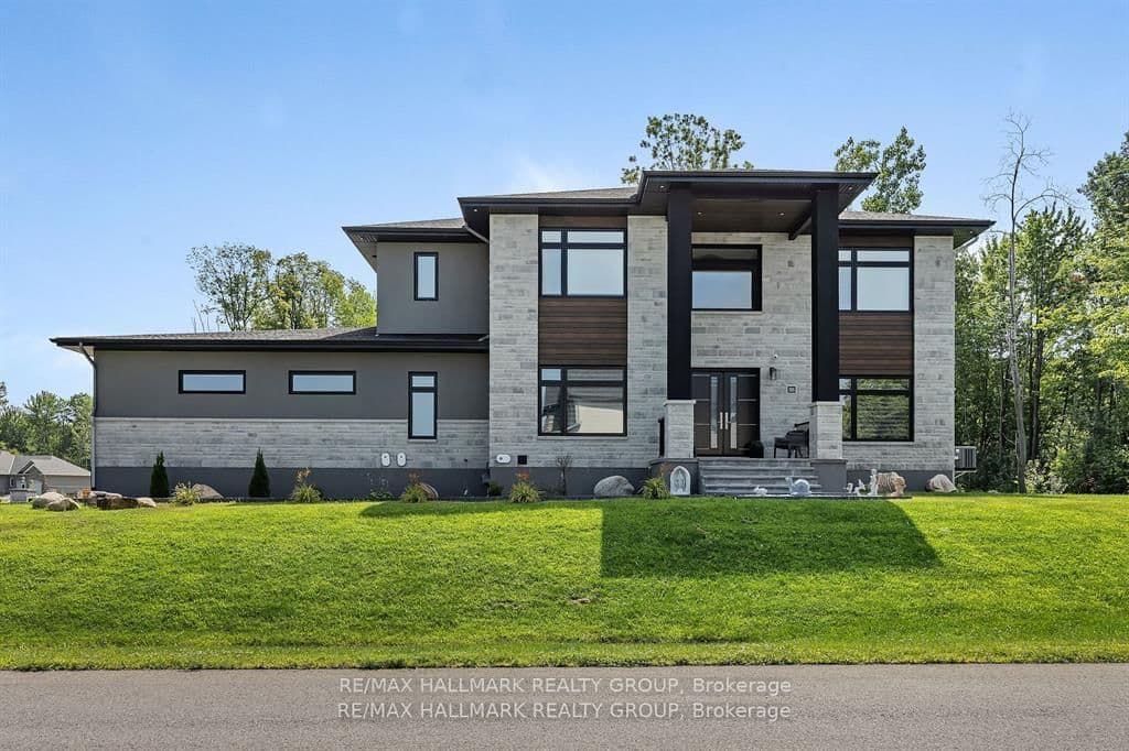 595 Shoreway Drive, Greely, ON